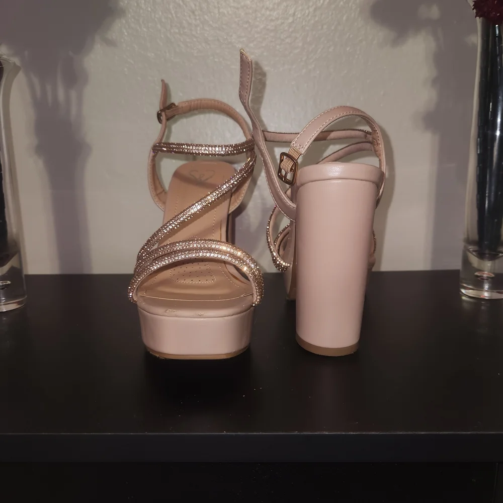 Windsor Beige and Gold Strappy Platform Sandals